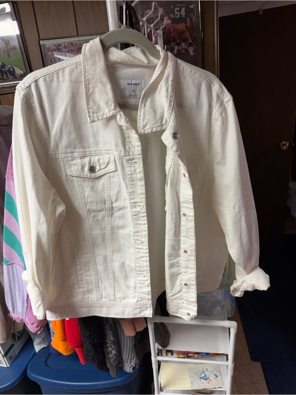 Old Navy woman’s white denim Jacket. XXL